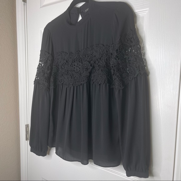 Express Black Blouse - Picture 2 of 8